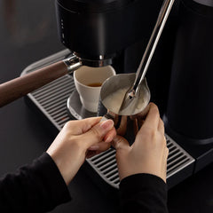 Merak Espresso Machine Milk Frothing