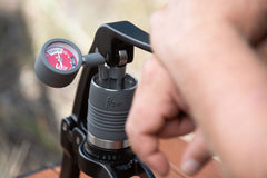 Flair Go Espresso Maker Pressure Gauge In Use