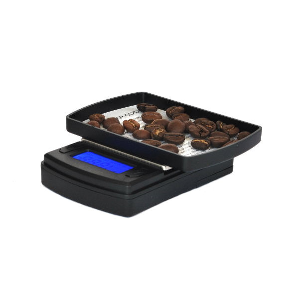 https://capecoffeebeans.co.za/cdn/shop/products/coffee-pocket-scale-open-lid-beans_1024x1024.jpg?v=1571438549